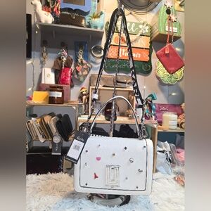 Karl Lagerfeld leather handbag with crossbody strap NWT
